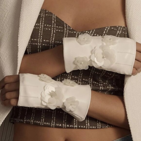 Brand New Maeve Faux Leather Fingerless Deco Gloves - Picture 2 of 7